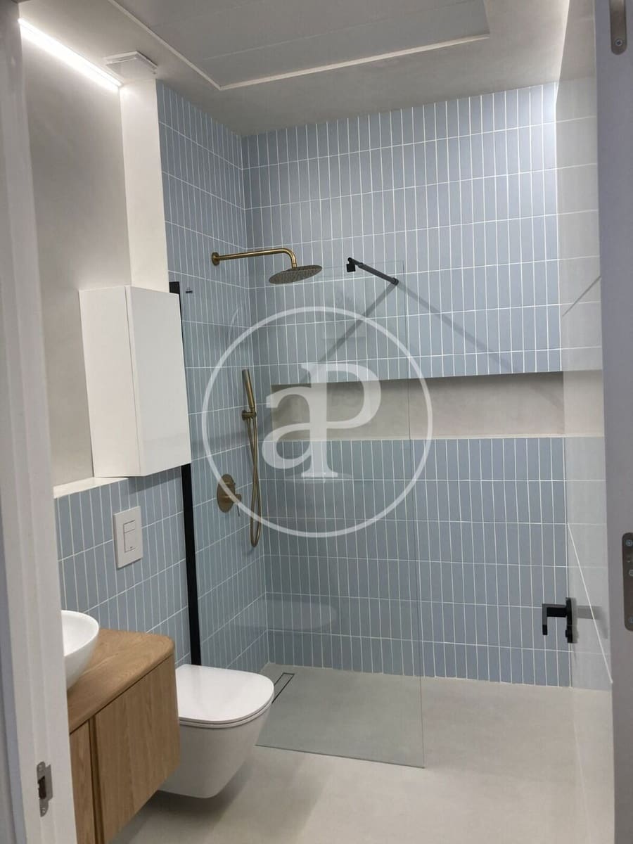 2 soverom Leilighet til leie i Valencia by - € 2 300 (Ref: 9690684)