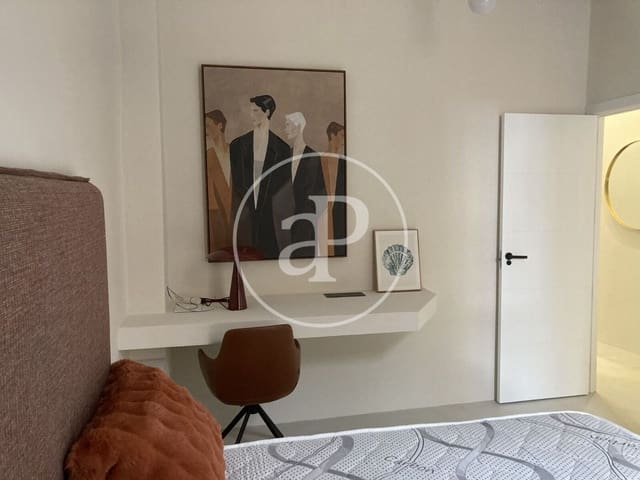 2 soverom Leilighet til leie i Torrefiel, Valencia by - € 2 300 (Ref: 9690684)