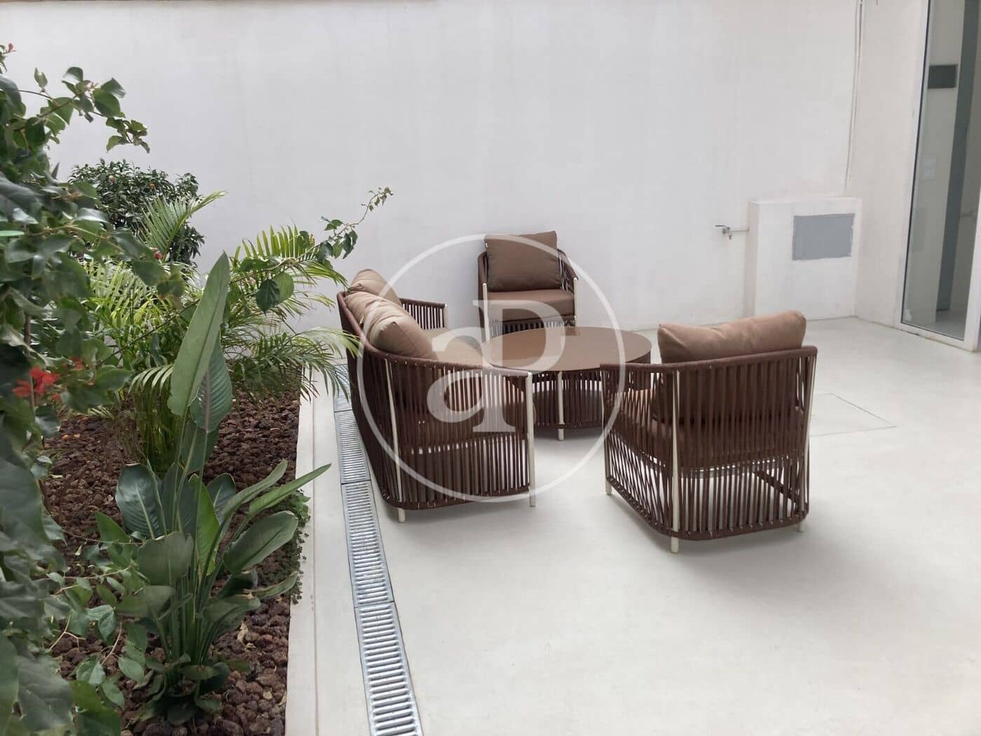 2 soverom Leilighet til leie i Valencia by - € 2 300 (Ref: 9690684)