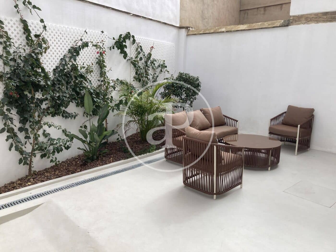 2 soverom Leilighet til leie i Valencia by - € 2 300 (Ref: 9690684)