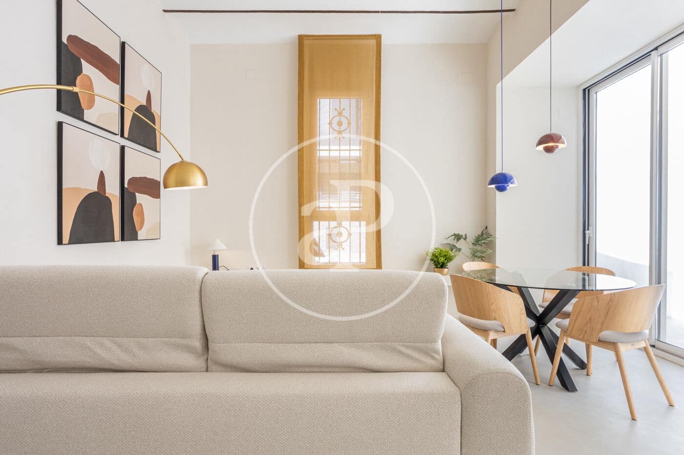 2 slaapkamer Appartement te huur in Valencia stad - € 2.000 (Ref: 9690684)