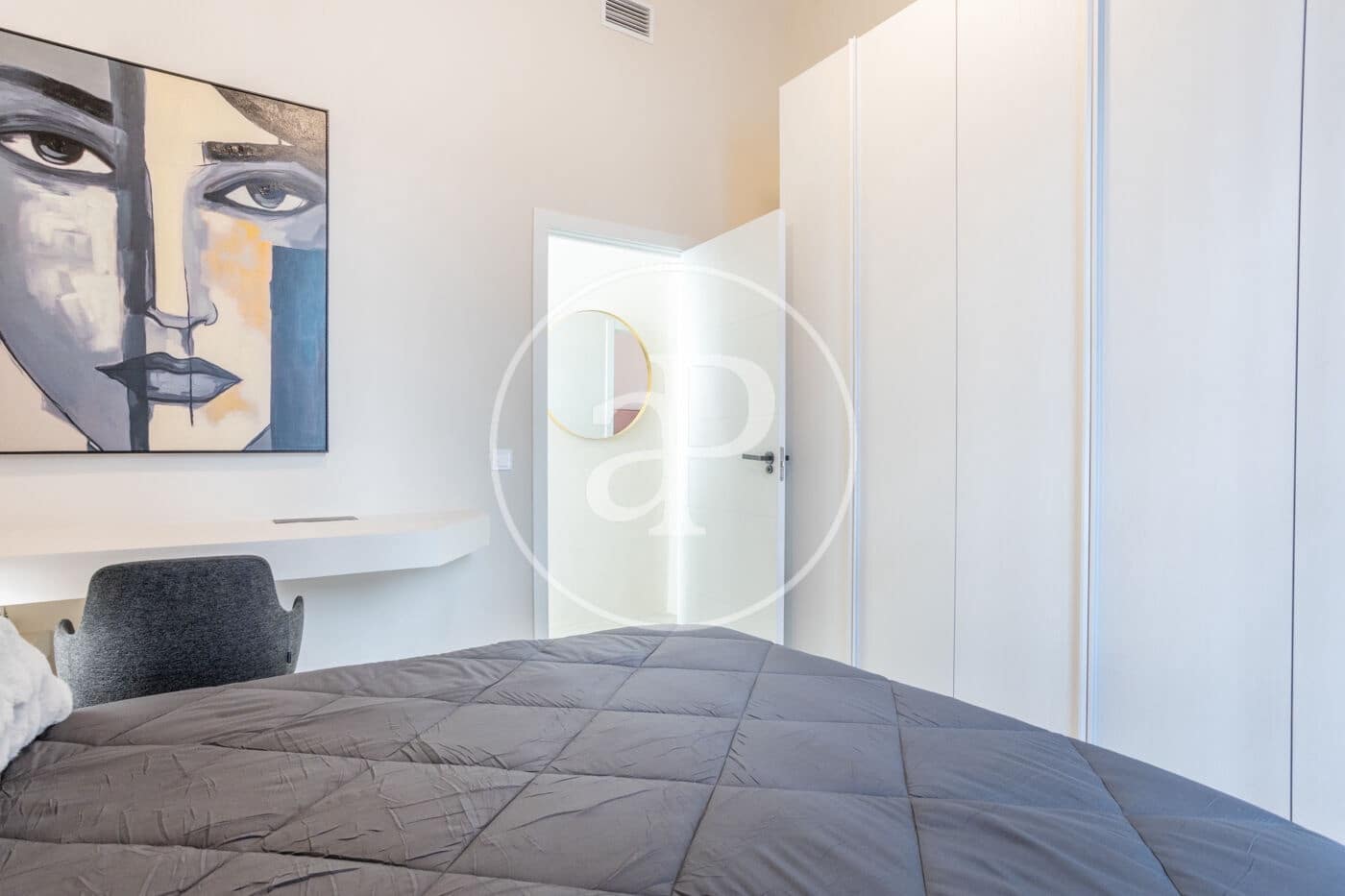 2 slaapkamer Appartement te huur in Valencia stad - € 2.000 (Ref: 9690684)