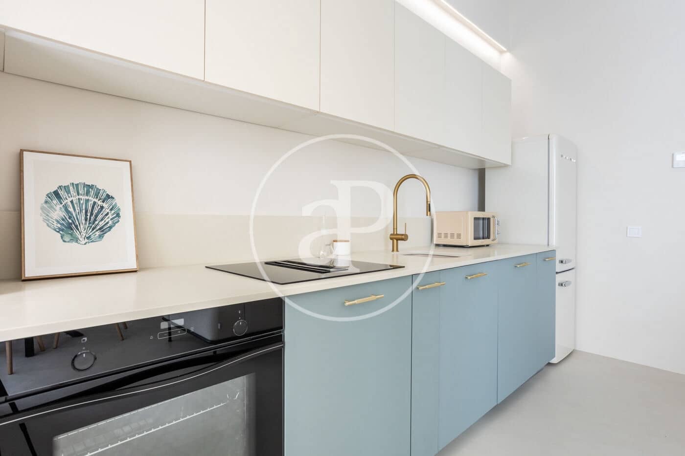 2 slaapkamer Appartement te huur in Valencia stad - € 2.000 (Ref: 9690684)
