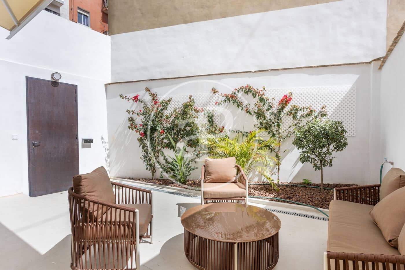 2 slaapkamer Appartement te huur in Valencia stad - € 2.000 (Ref: 9690684)