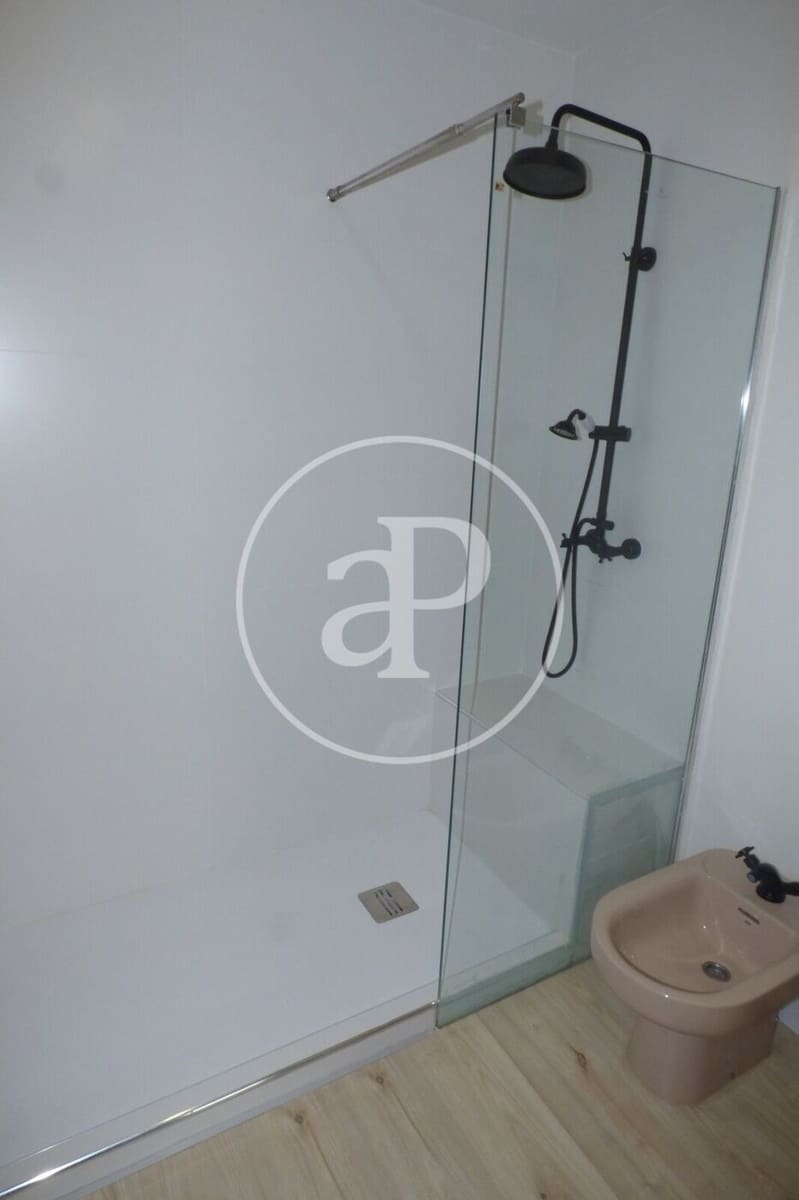 3 Zimmer Apartment zu vermieten in Valencia Stadt - 1.800 € (Ref: 9695427)