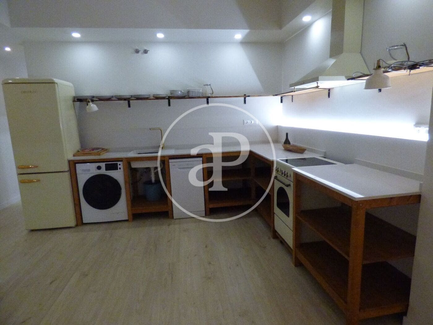 3 Zimmer Apartment zu vermieten in Valencia Stadt - 1.800 € (Ref: 9695427)