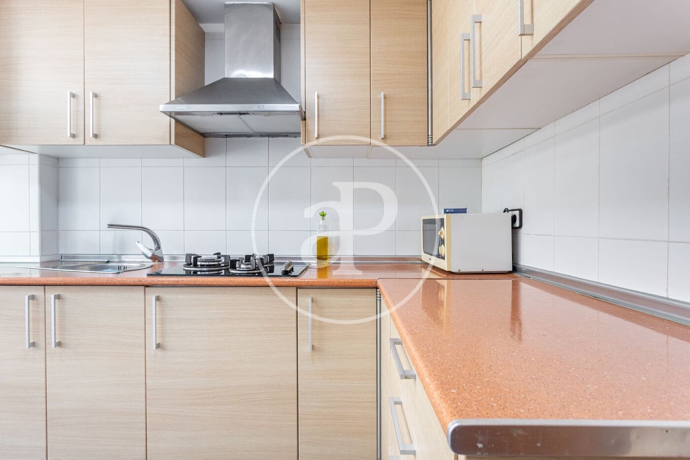 3 bedroom Apartment for rent in Valencia city - € 1,400 (Ref: 9701705)