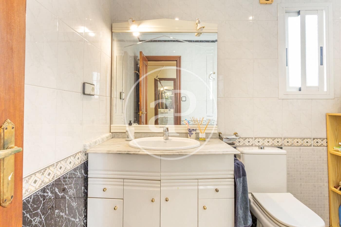 3 bedroom Apartment for rent in Valencia city - € 1,400 (Ref: 9701705)