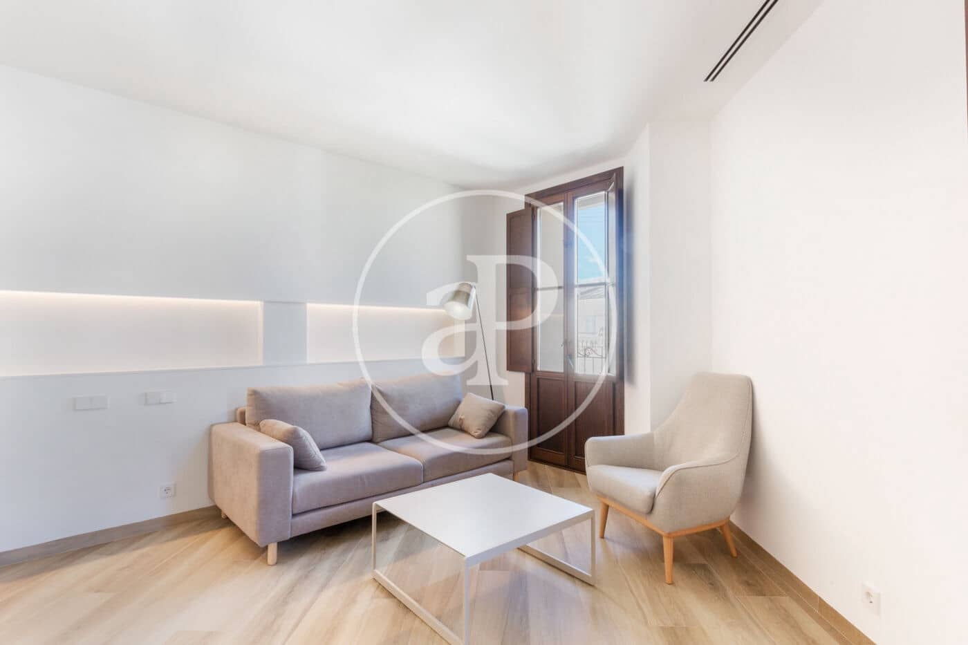 2 soverom Leilighet til leie i Valencia by - € 2 500 (Ref: 9701707)