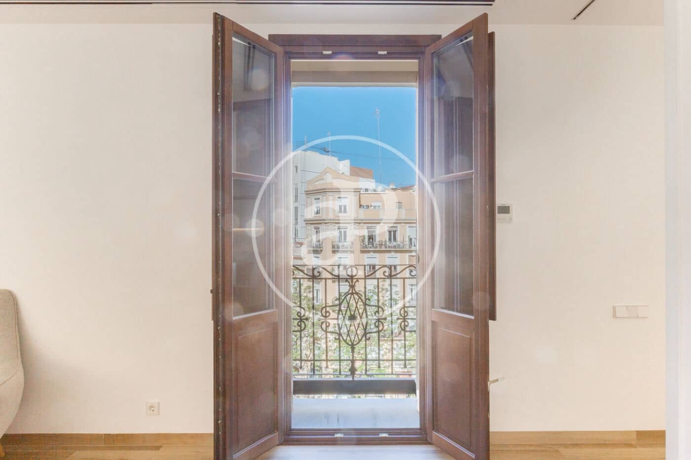 2 soverom Leilighet til leie i Valencia by - € 2 500 (Ref: 9701707)