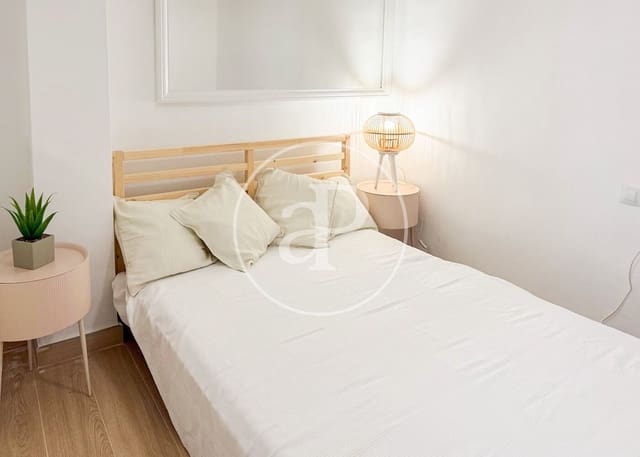 2 soveværelse Lejlighed til salg i Torrefiel, Valencia by - € 300.000 (Ref: 9712053)