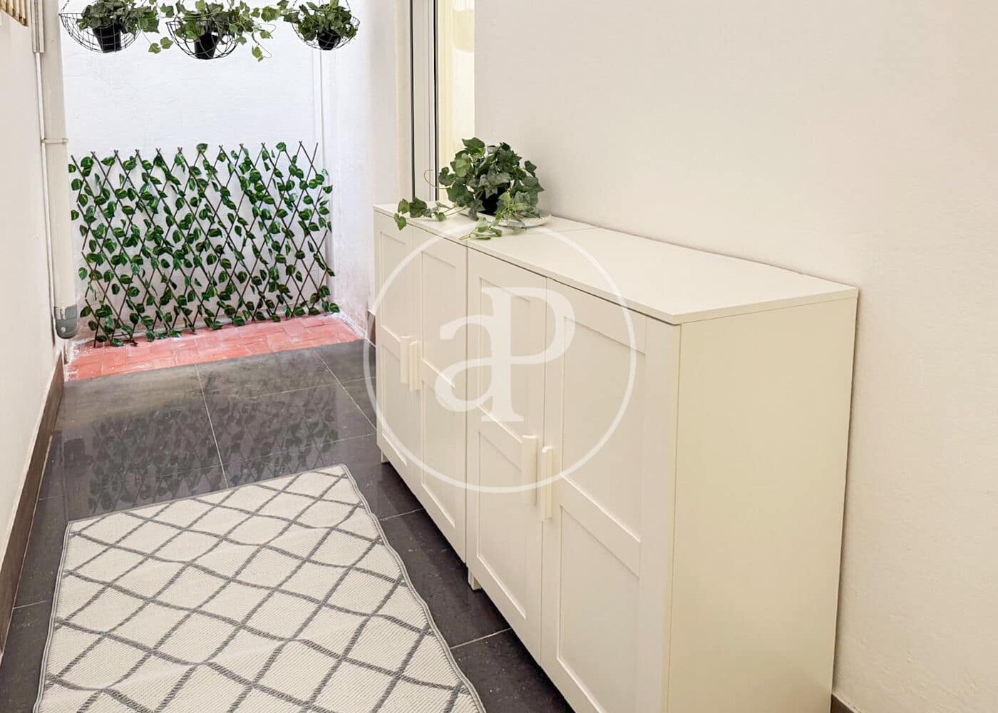 2 soveværelse Lejlighed til salg i Valencia by - € 300.000 (Ref: 9712053)