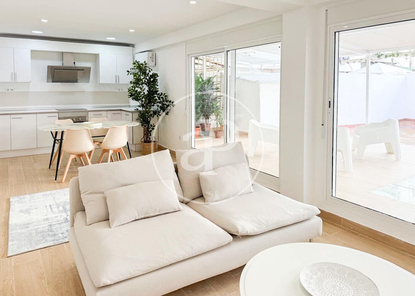 2 soveværelse Lejlighed til salg i Valencia by - € 300.000 (Ref: 9712053)