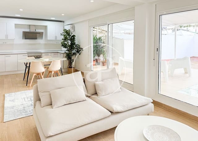 2 soveværelse Lejlighed til salg i Torrefiel, Valencia by - € 300.000 (Ref: 9712053)