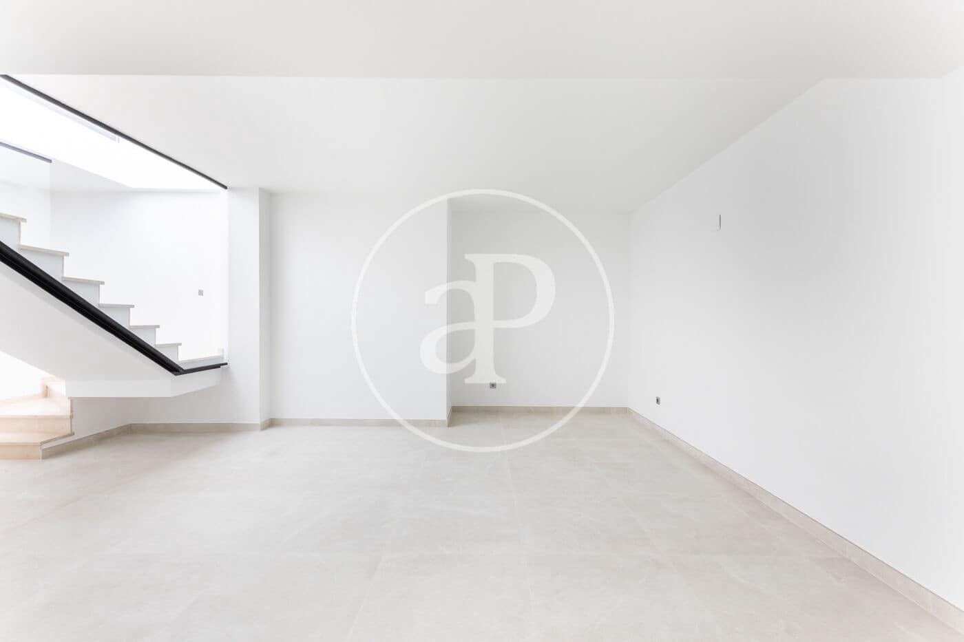 4 soveværelse Villa til salg i Chiva - € 384.000 (Ref: 9712054)