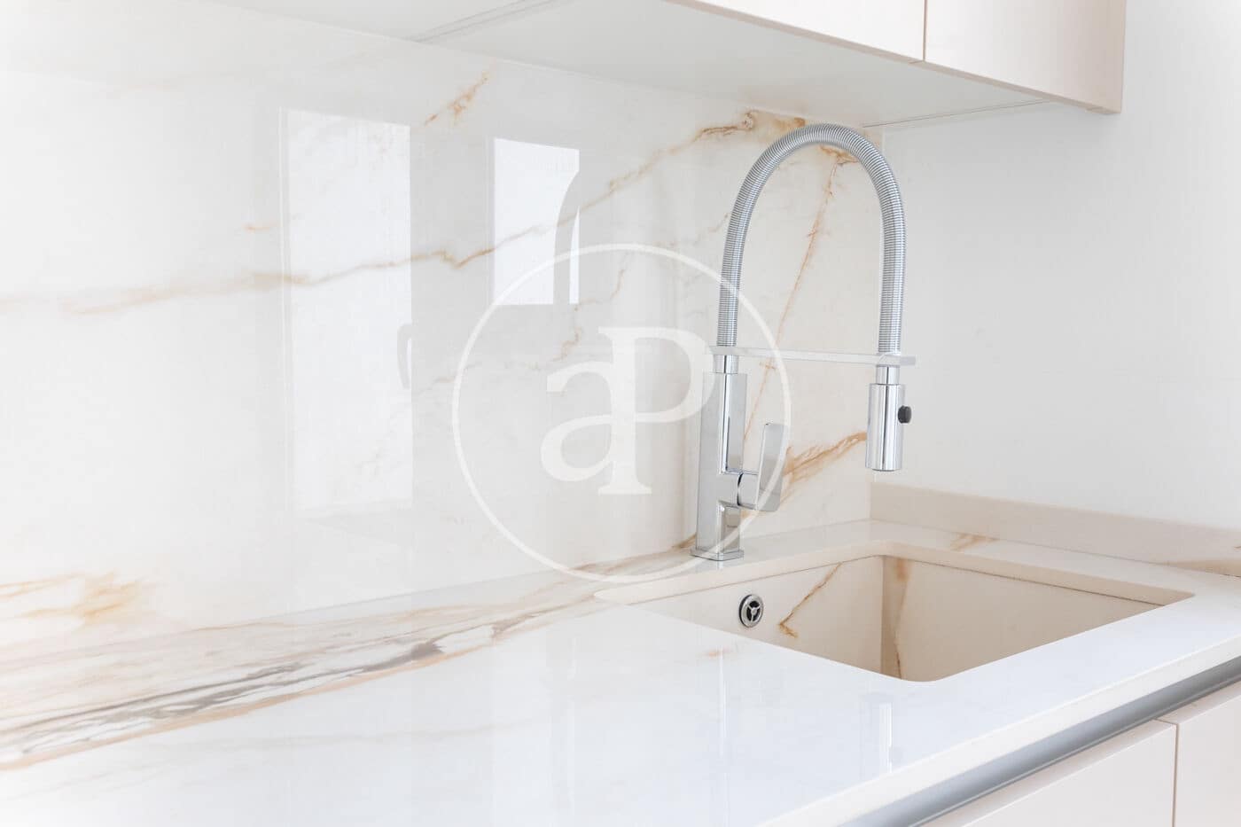 4 soveværelse Villa til salg i Chiva - € 384.000 (Ref: 9712054)