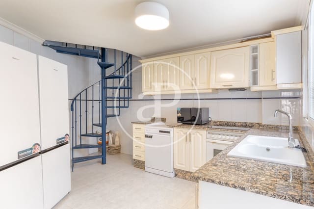 4 soverom Leilighet til leie i La Gran Via, Valencia by - € 2 400 (Ref: 9714995)