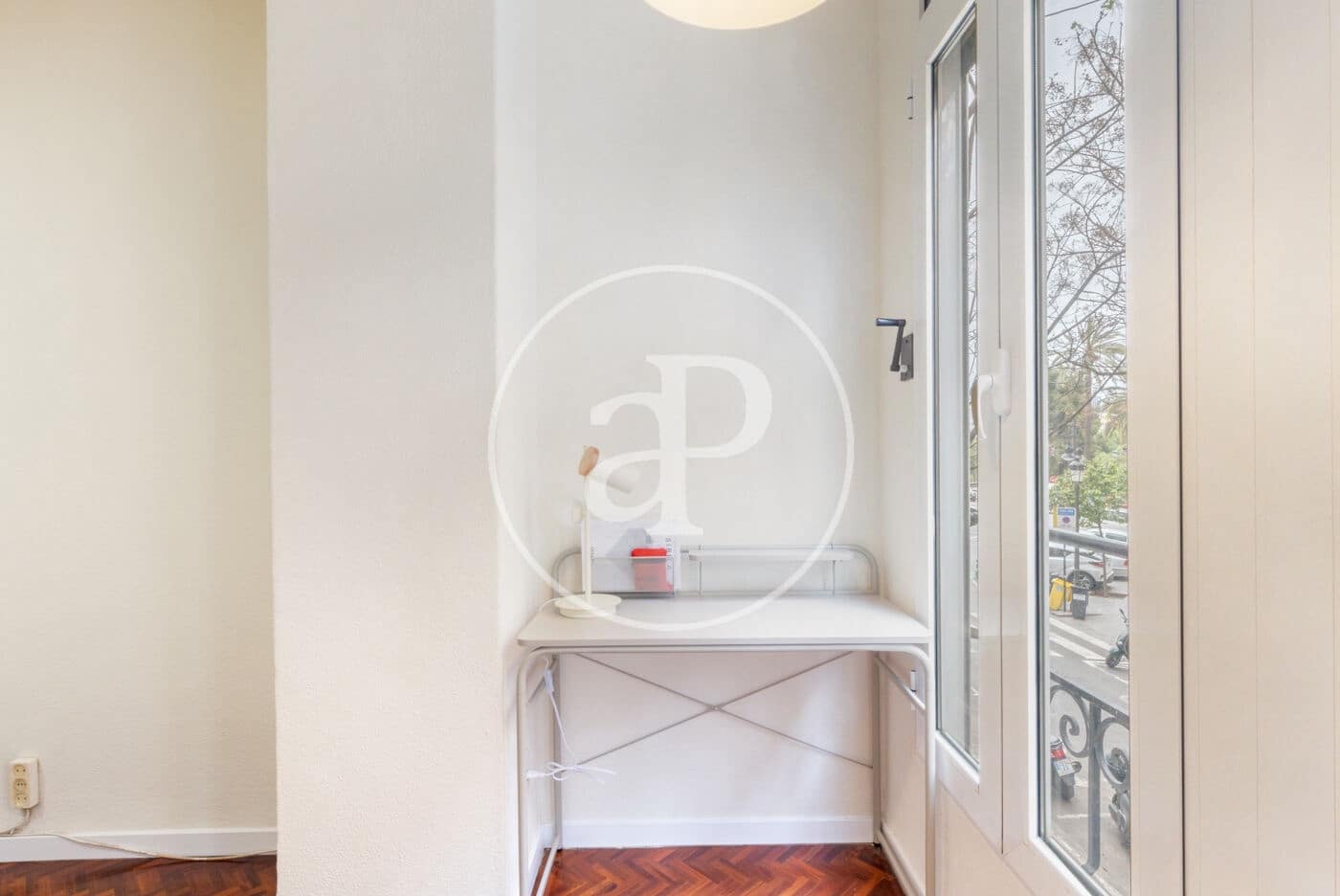 4 soverom Leilighet til leie i Valencia by - € 2 400 (Ref: 9714995)