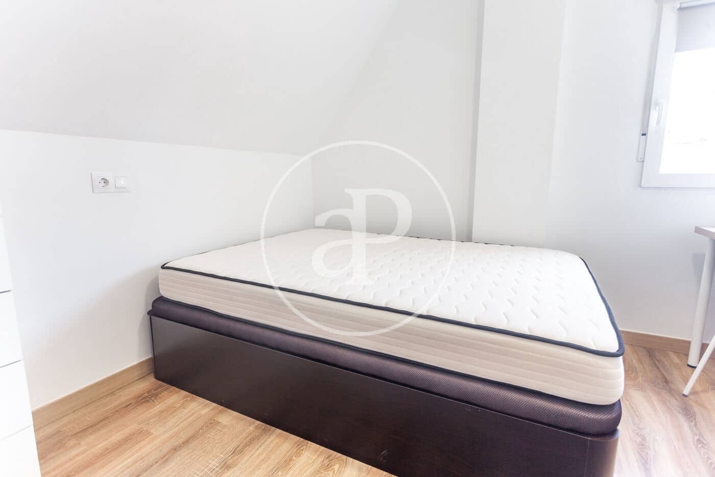 2 camera da letto Appartamento da affittare in Valencia citta - 1.400 € (Rif: 9720037)