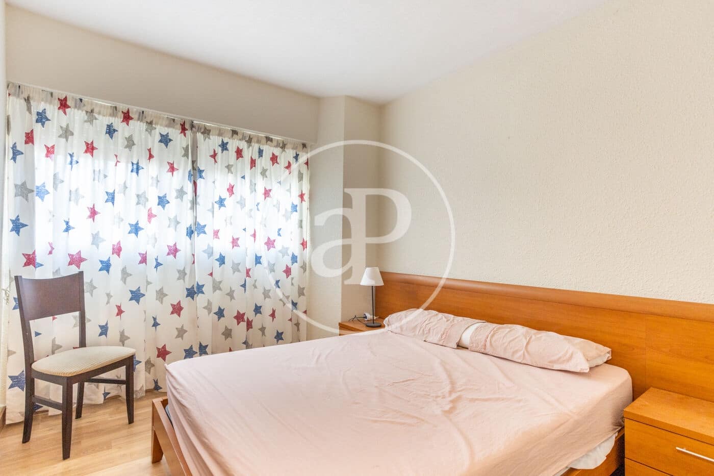 4 soverom Leilighet til leie i Valencia by - € 1 700 (Ref: 9720039)