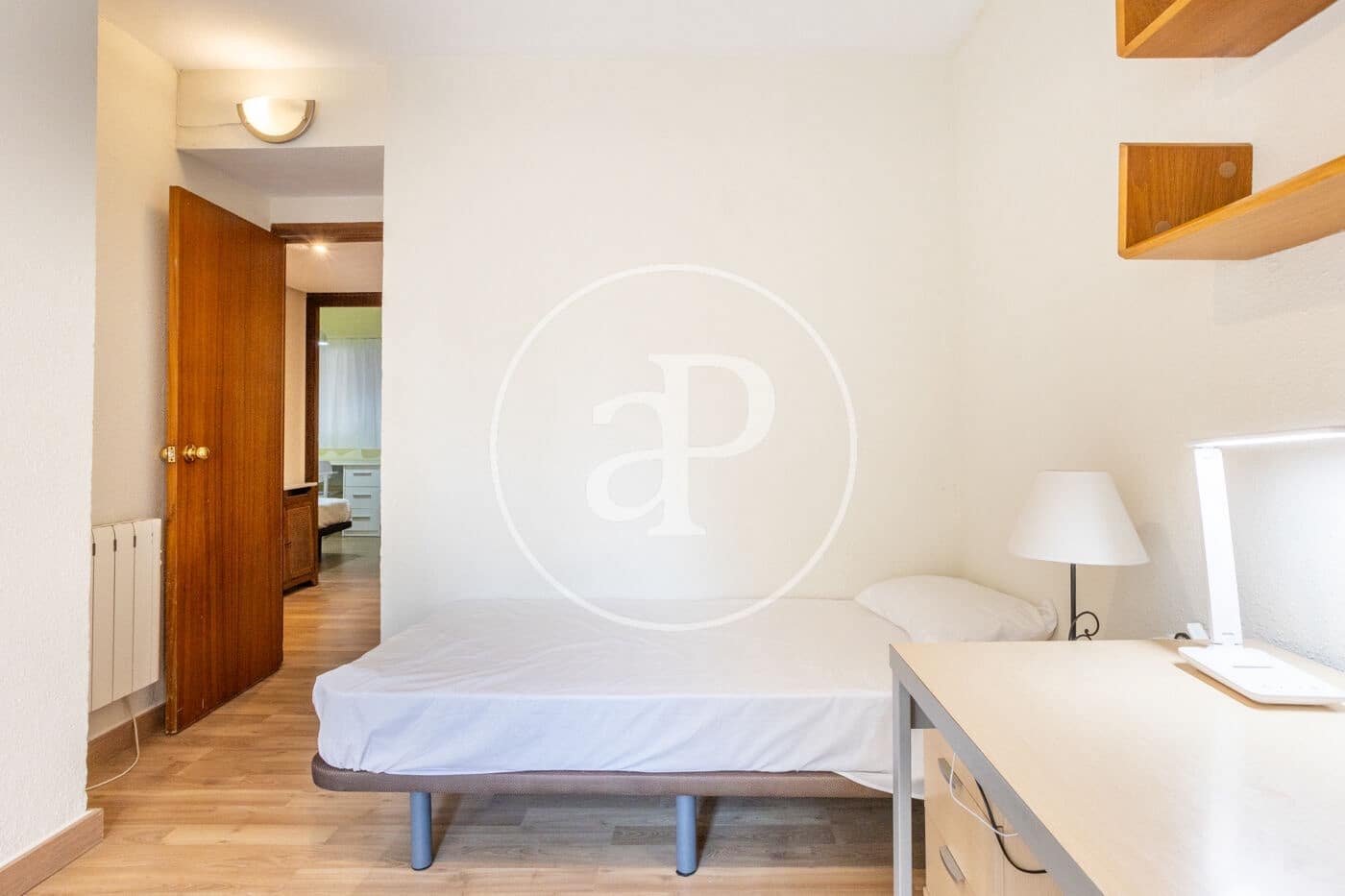 4 soverom Leilighet til leie i Valencia by - € 1 700 (Ref: 9720039)