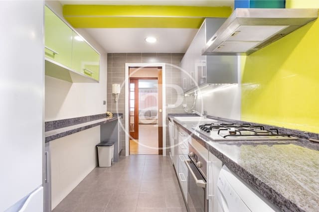 4 slaapkamer Appartement te huur in Trinitat, Valencia stad - € 1.700 (Ref: 9720039)