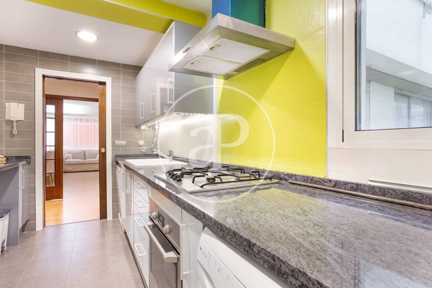 4 soverom Leilighet til leie i Valencia by - € 1 700 (Ref: 9720039)