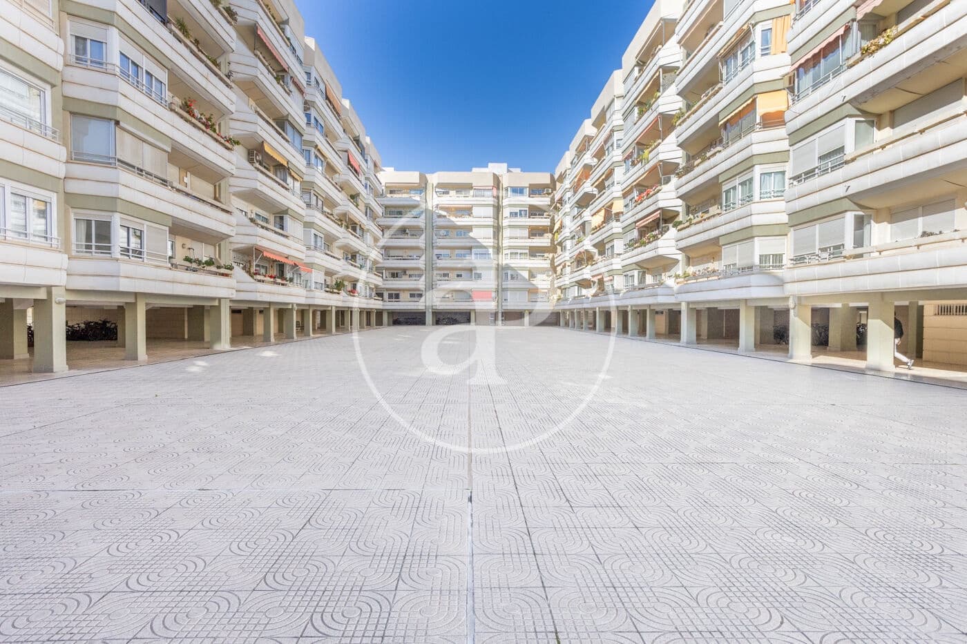 4 soverom Leilighet til leie i Valencia by - € 1 700 (Ref: 9720039)