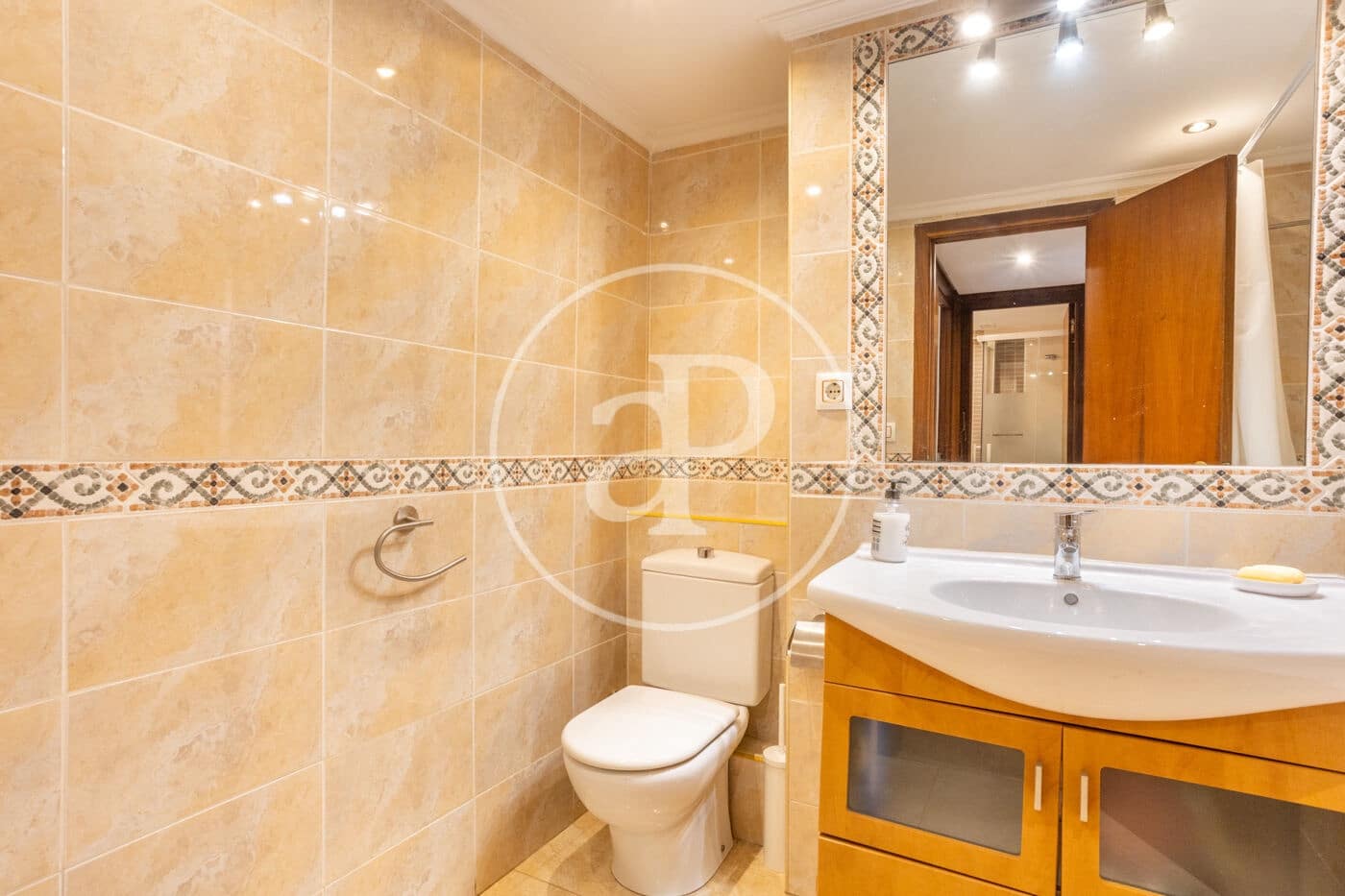 4 soverom Leilighet til leie i Valencia by - € 1 700 (Ref: 9720039)