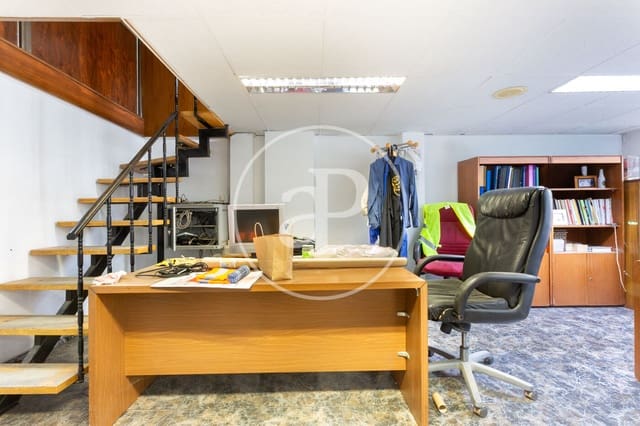 Apartment for sale in Benicalap, Valencia city - € 670,000 (Ref: 9720040)