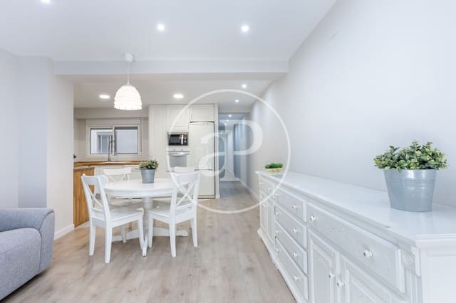 Apartamento de 2 habitaciones en Albors, València ciudad en venta - 305.000 € (Ref: 9720042)