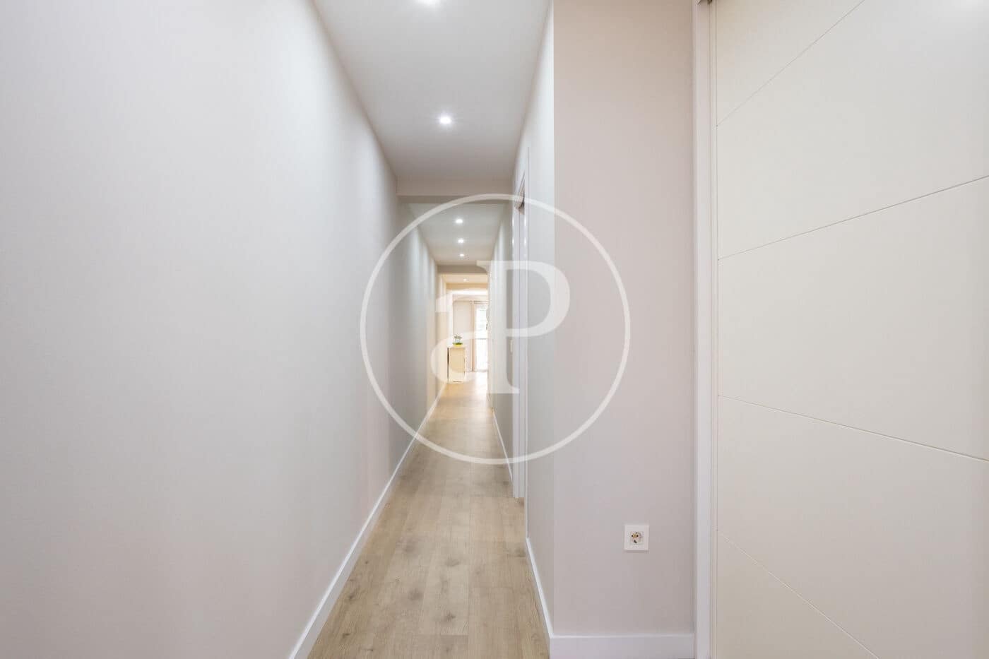 2 bedroom Apartment for sale in Valencia city - € 305,000 (Ref: 9720042)