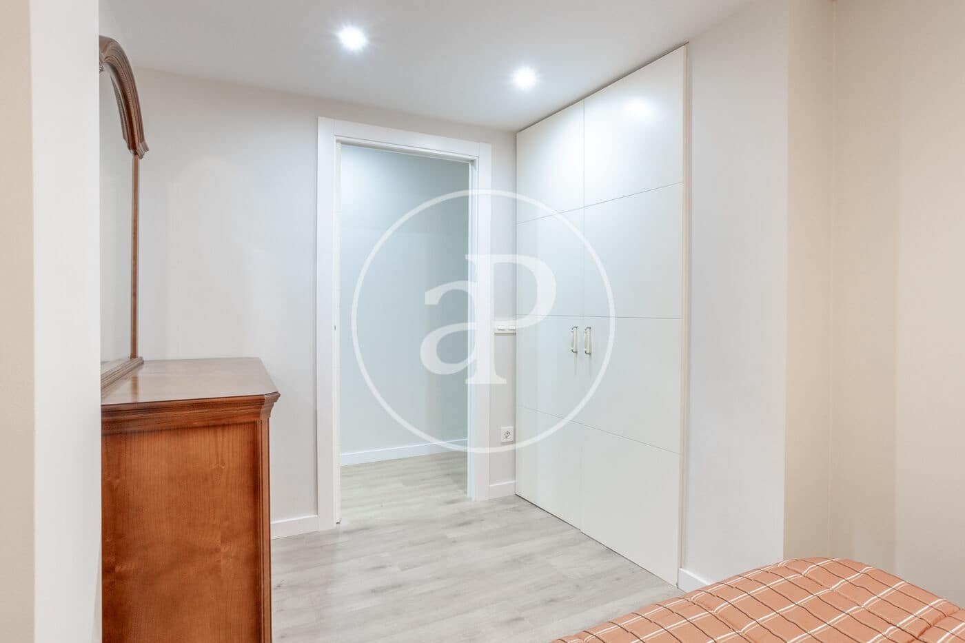 2 bedroom Apartment for sale in Valencia city - € 305,000 (Ref: 9720042)