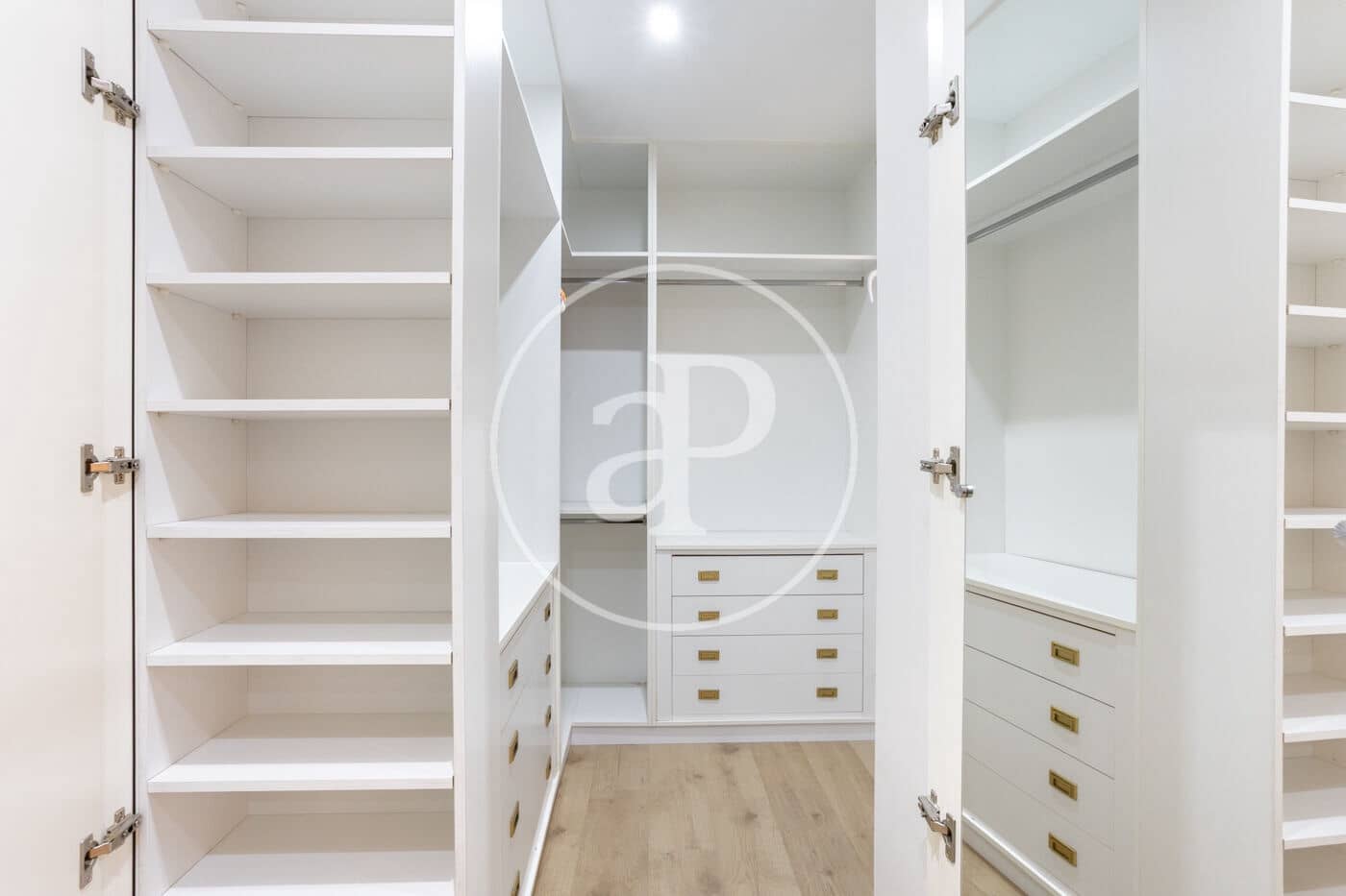 2 bedroom Apartment for sale in Valencia city - € 305,000 (Ref: 9720042)