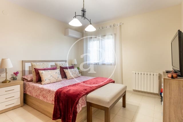 4 bedroom Villa for sale in La Pobla de Farnals with pool - € 798,000 (Ref: 9720043)