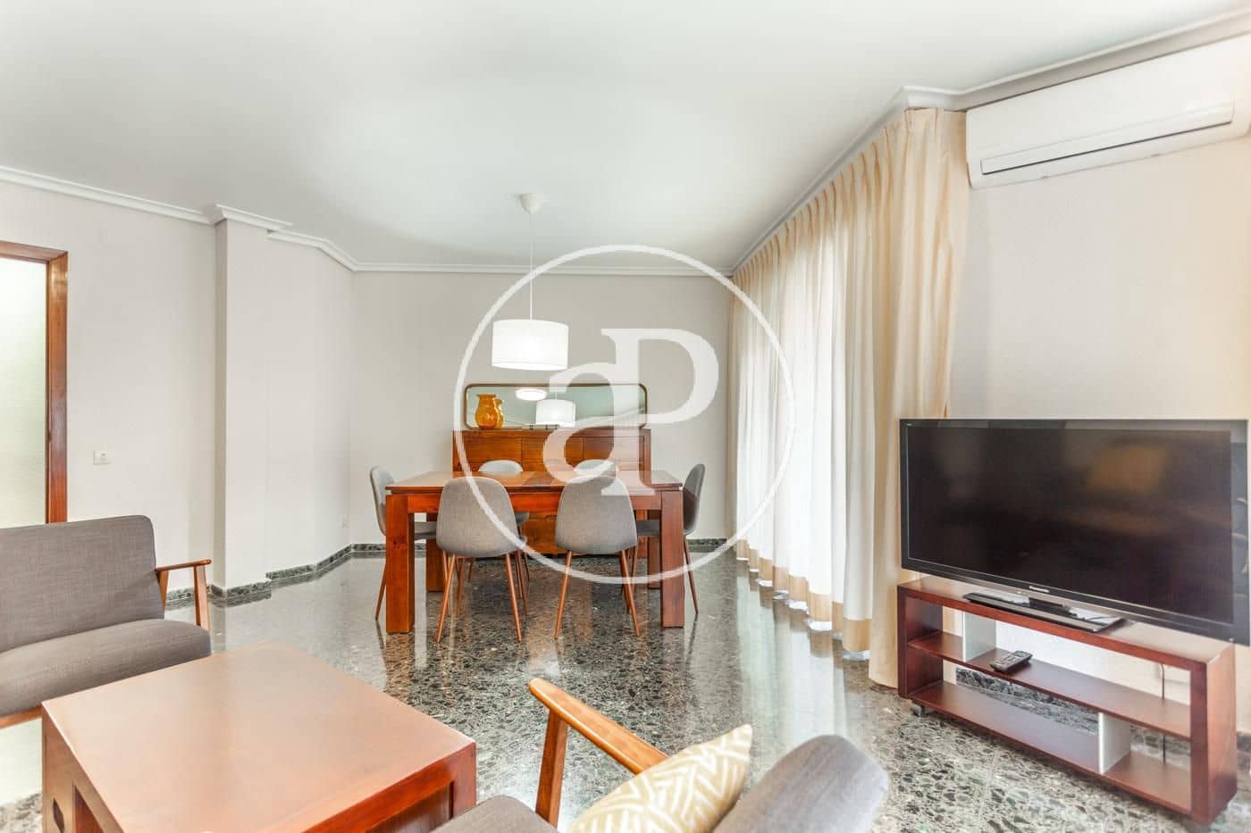 4 Zimmer Apartment zu vermieten in Valencia Stadt - 1.800 € (Ref: 9726724)