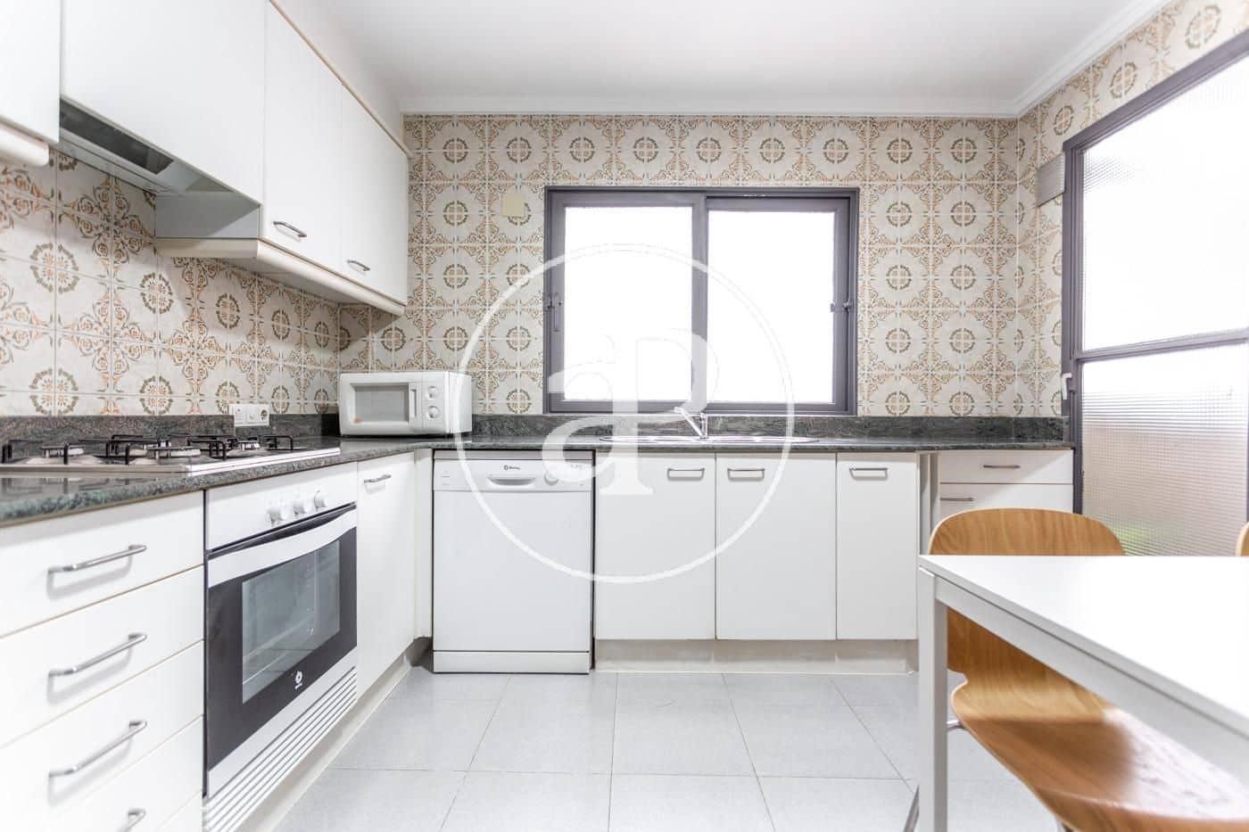 4 Zimmer Apartment zu vermieten in Valencia Stadt - 1.800 € (Ref: 9726724)