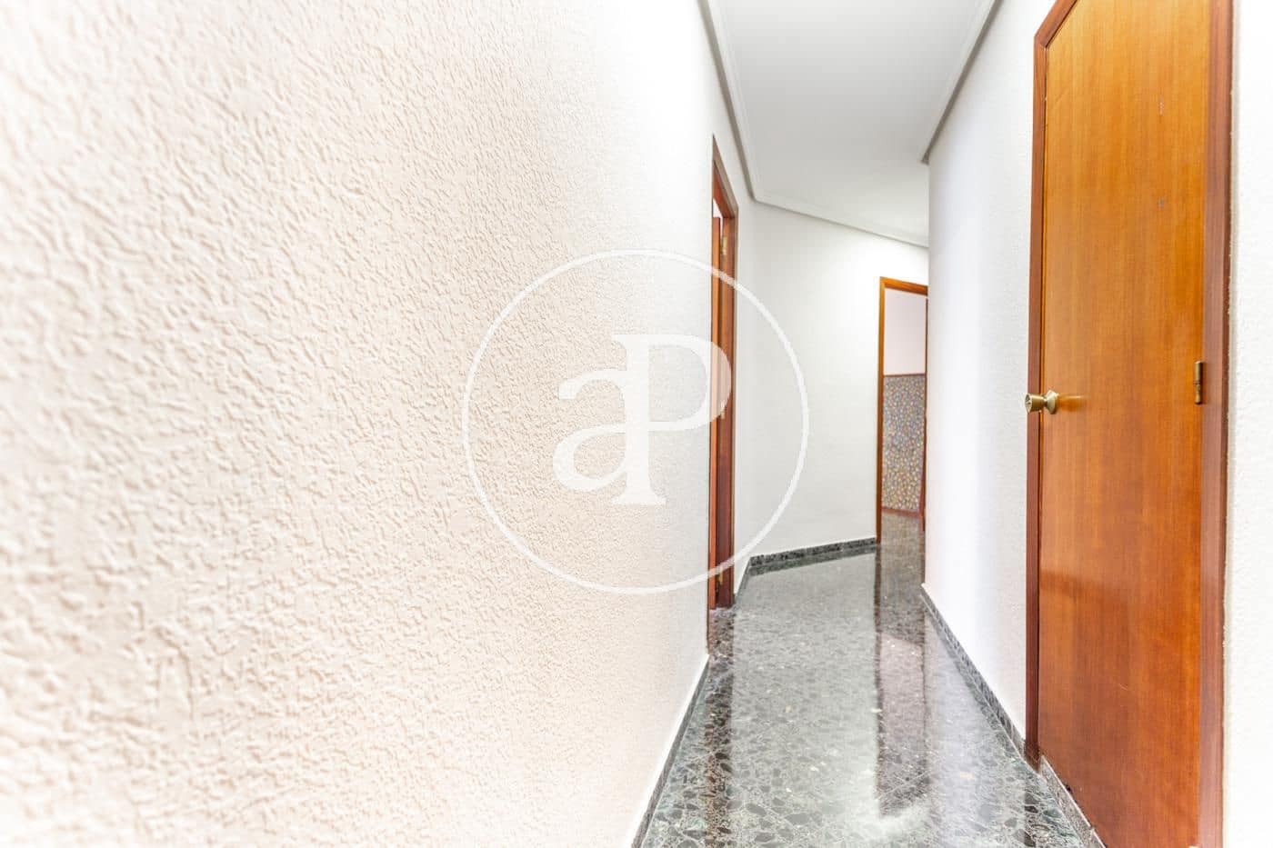 4 Zimmer Apartment zu vermieten in Valencia Stadt - 1.800 € (Ref: 9726724)