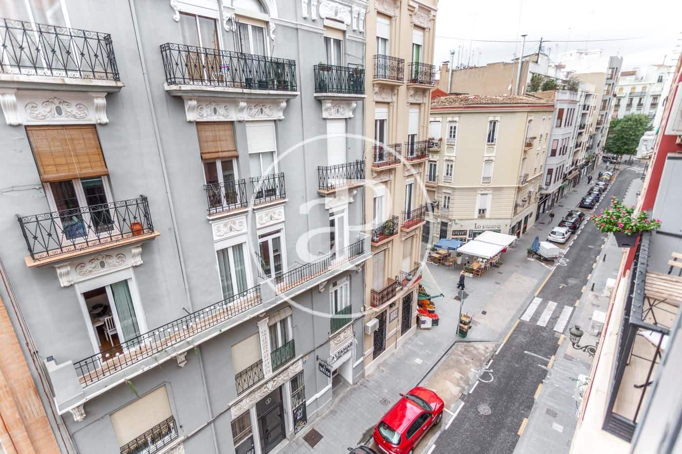 4 Zimmer Apartment zu vermieten in Valencia Stadt - 1.800 € (Ref: 9726724)