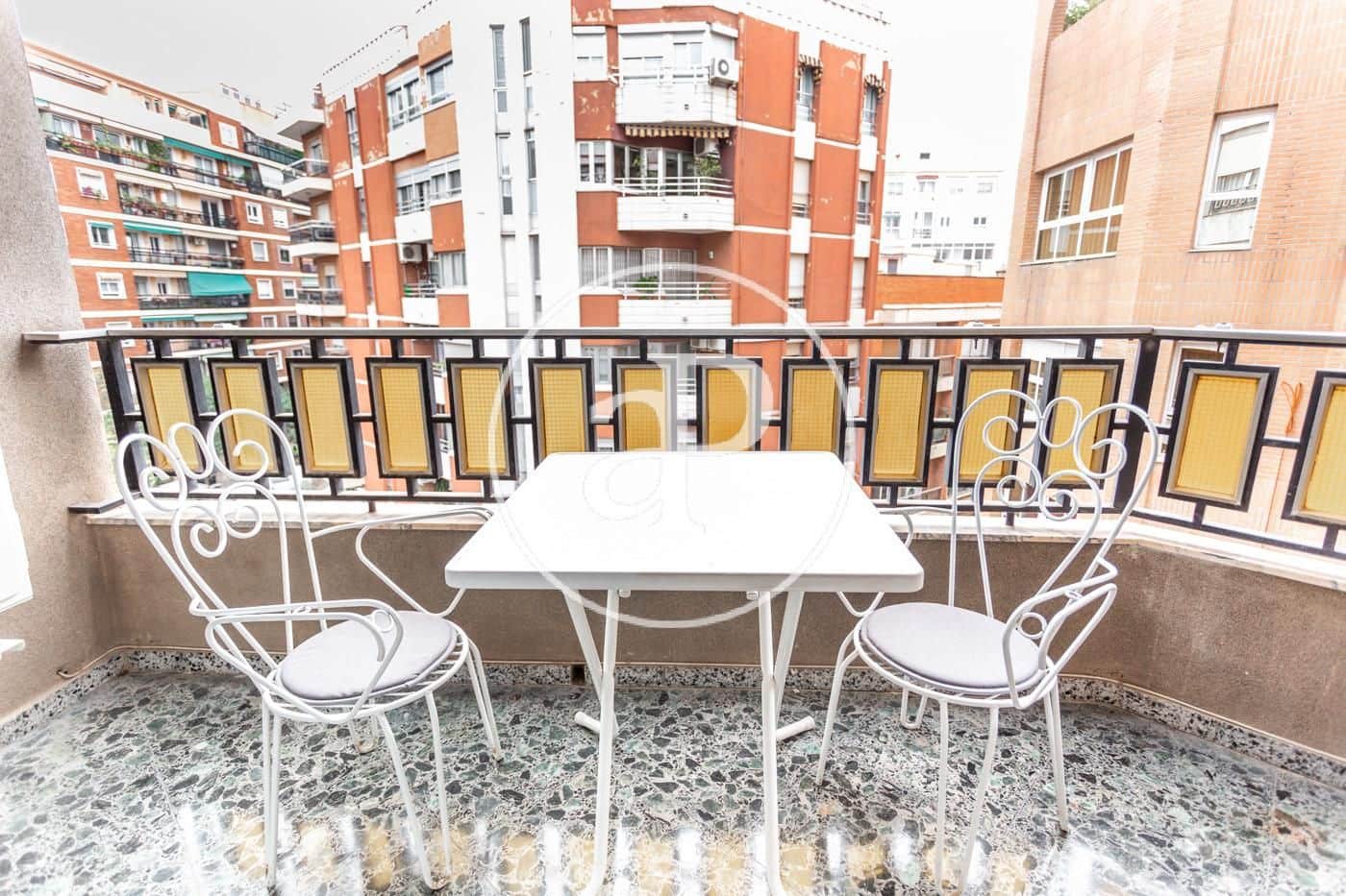 4 Zimmer Apartment zu vermieten in Valencia Stadt - 1.800 € (Ref: 9726724)
