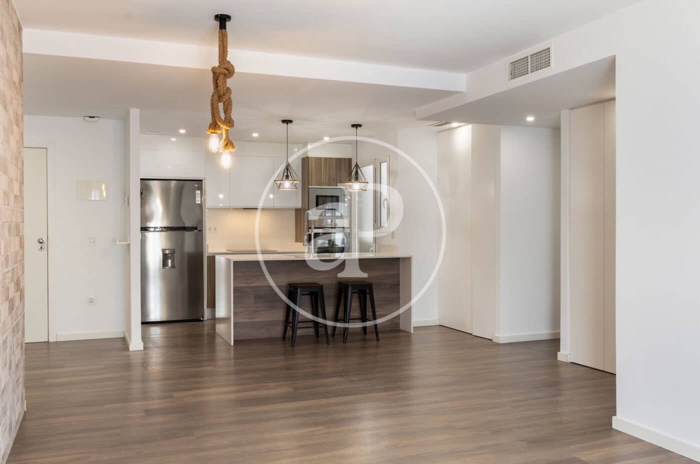 3 bedroom Apartment for rent in Valencia city - € 1,850 (Ref: 9732213)