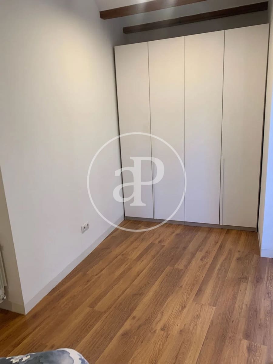 2 bedroom Apartment for rent in Valencia city - € 2,500 (Ref: 9732215)