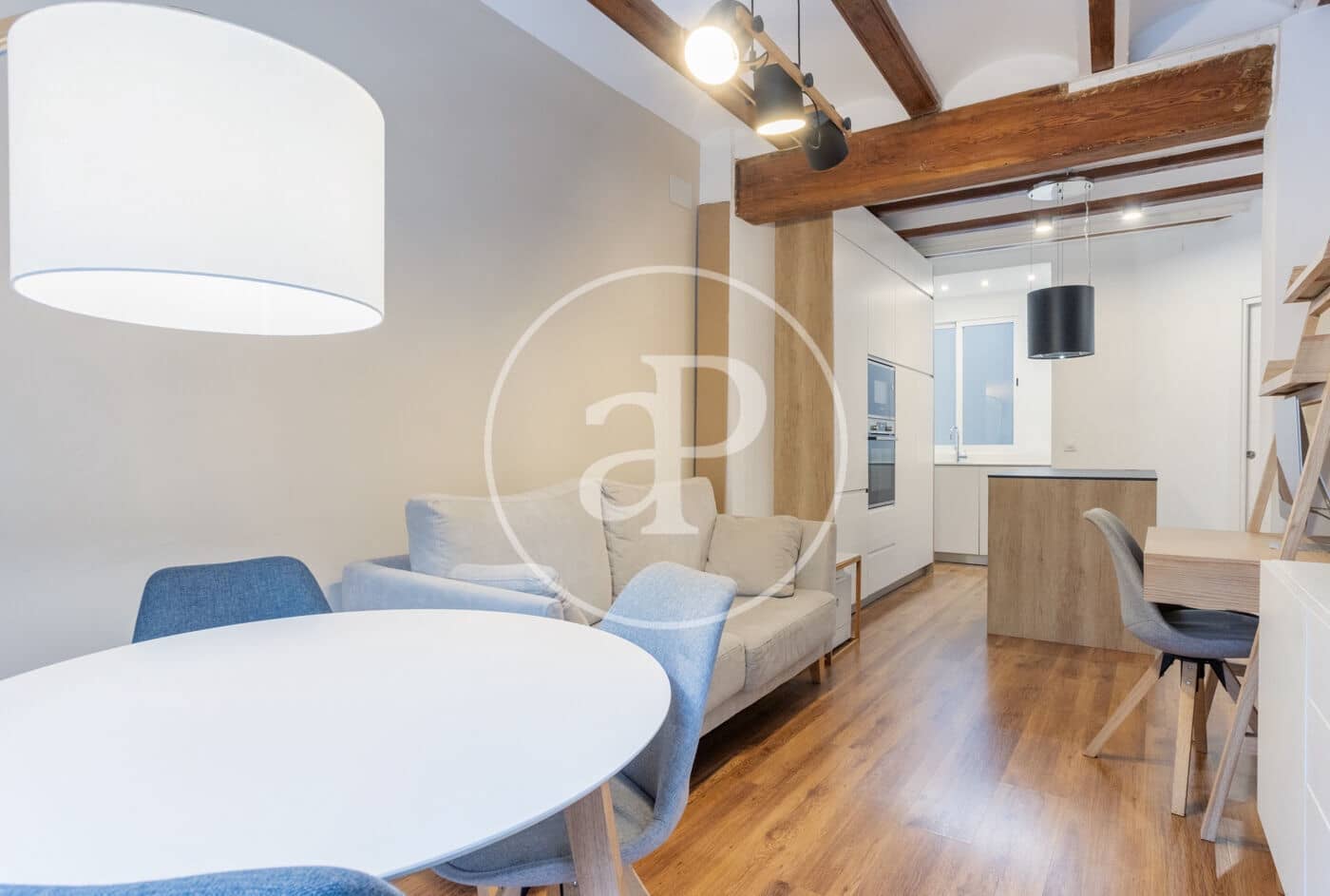 2 soverom Leilighet til leie i Valencia by - € 2 500 (Ref: 9732215)