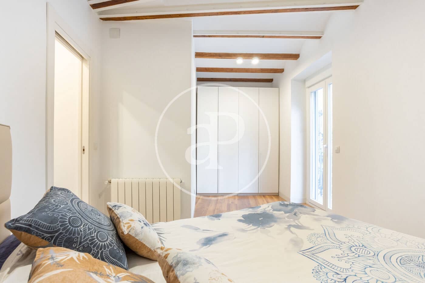 2 soverom Leilighet til leie i Valencia by - € 2 500 (Ref: 9732215)