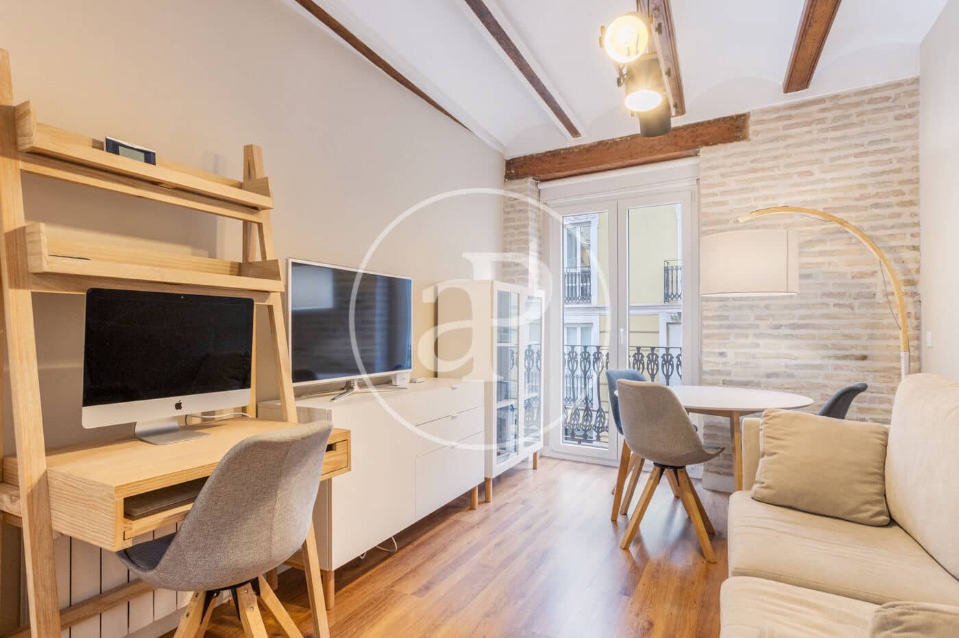 2 soverom Leilighet til leie i Valencia by - € 2 500 (Ref: 9732215)