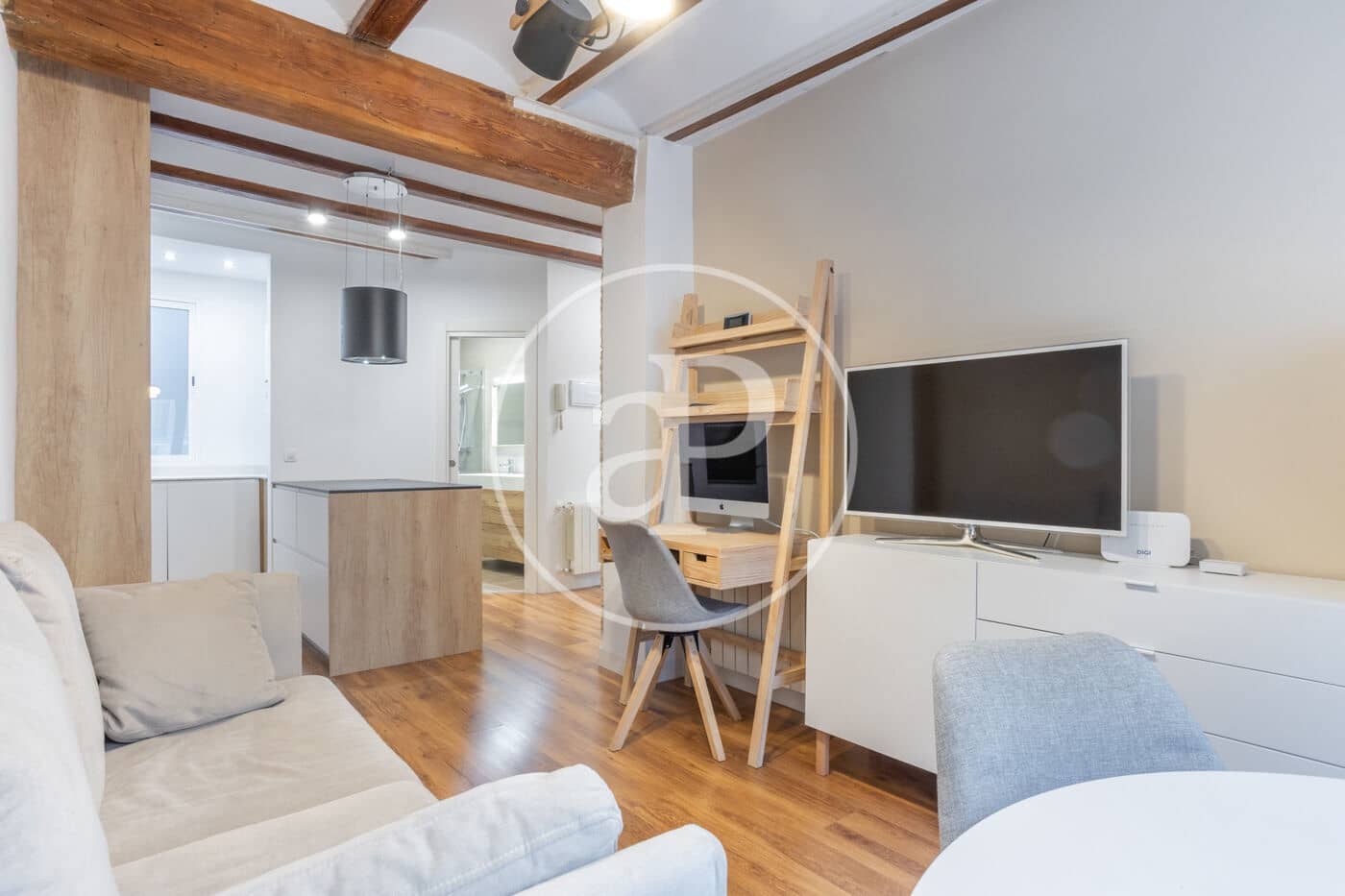 2 soverom Leilighet til leie i Valencia by - € 2 500 (Ref: 9732215)