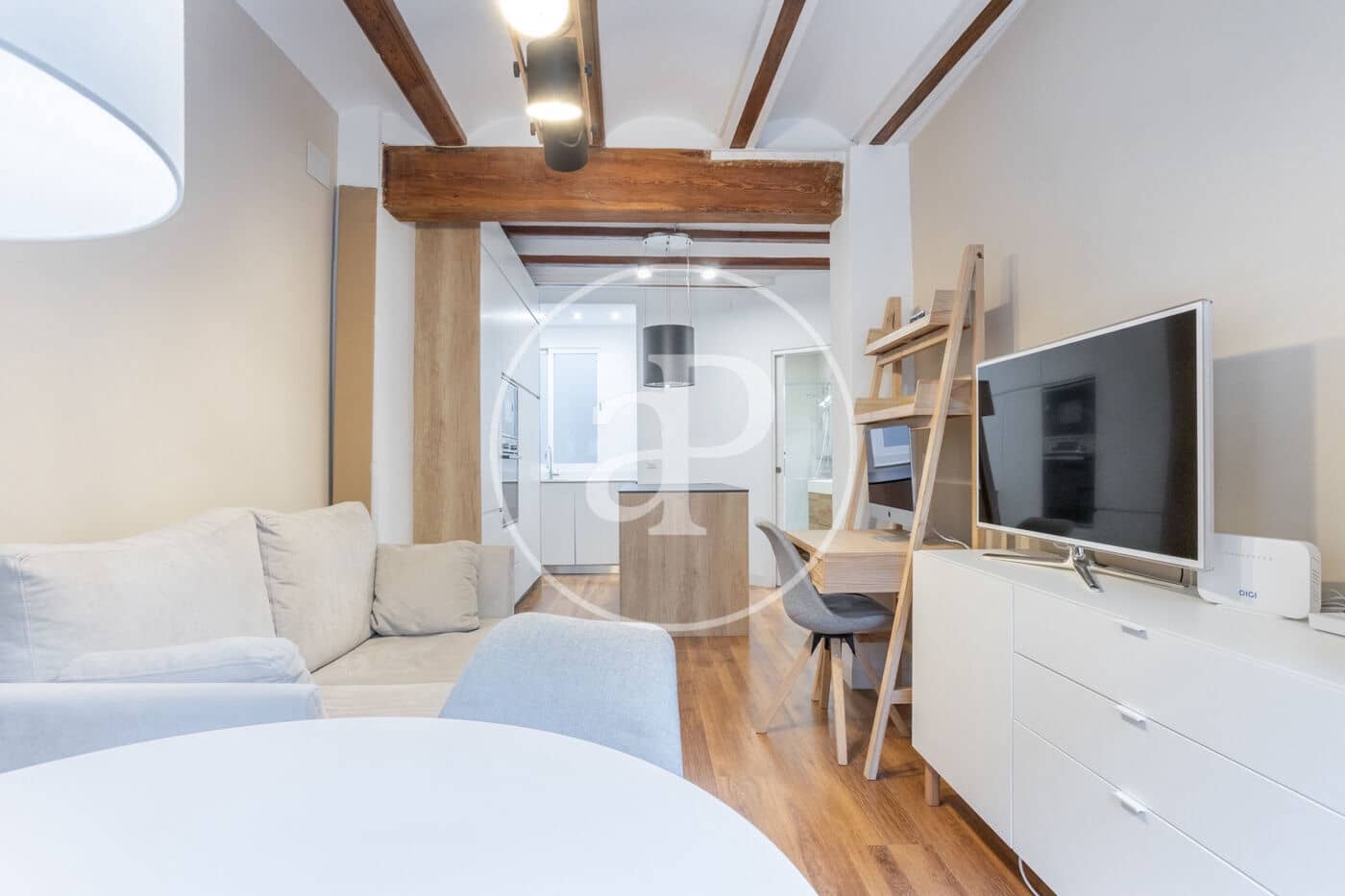 2 soverom Leilighet til leie i Valencia by - € 2 500 (Ref: 9732215)