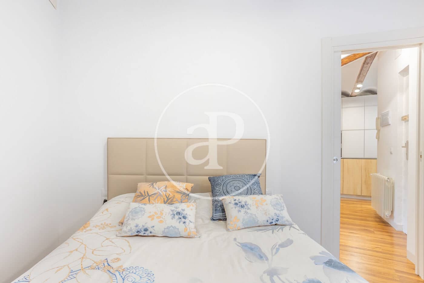 2 soverom Leilighet til leie i Valencia by - € 2 500 (Ref: 9732215)