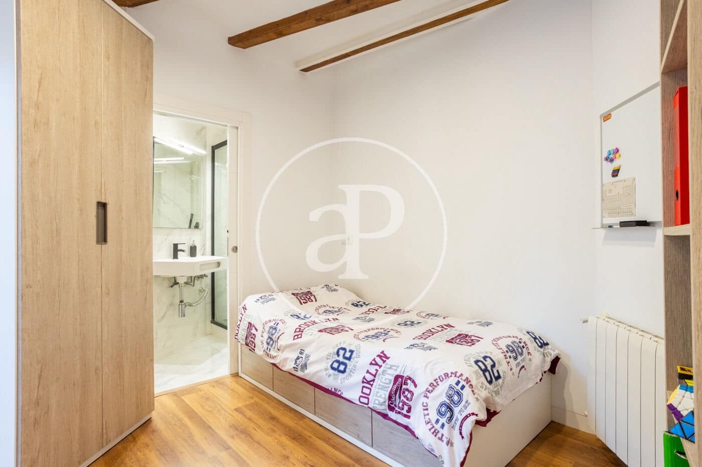 2 soverom Leilighet til leie i Valencia by - € 2 500 (Ref: 9732215)