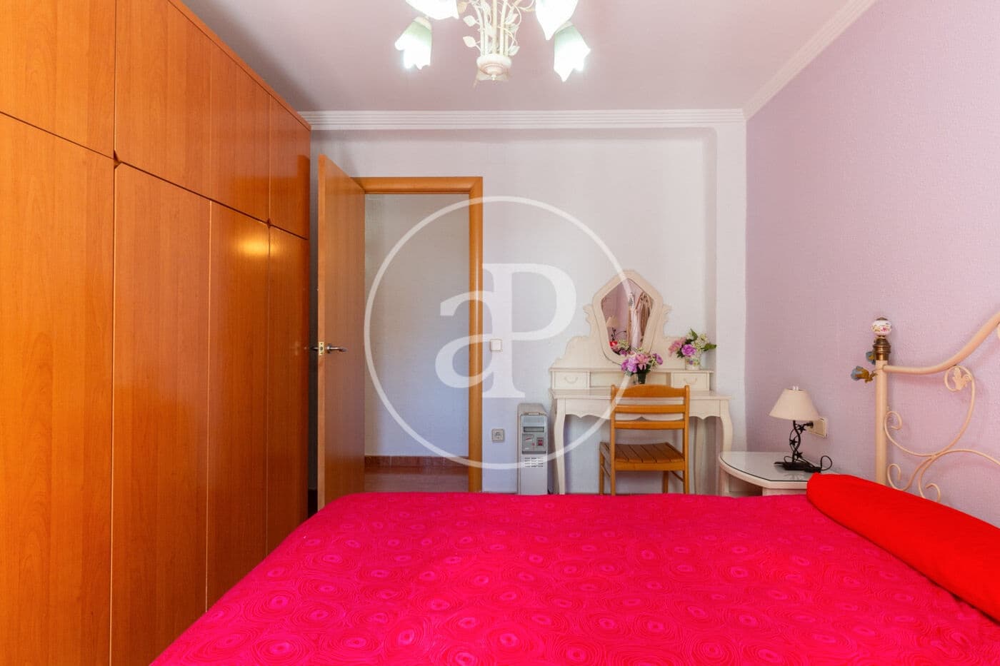 3 bedroom Apartment for rent in Valencia city - € 1,150 (Ref: 9732218)